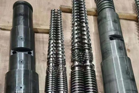 塑料擠出機(jī)螺桿機(jī)筒選型原則，掌握這幾點！